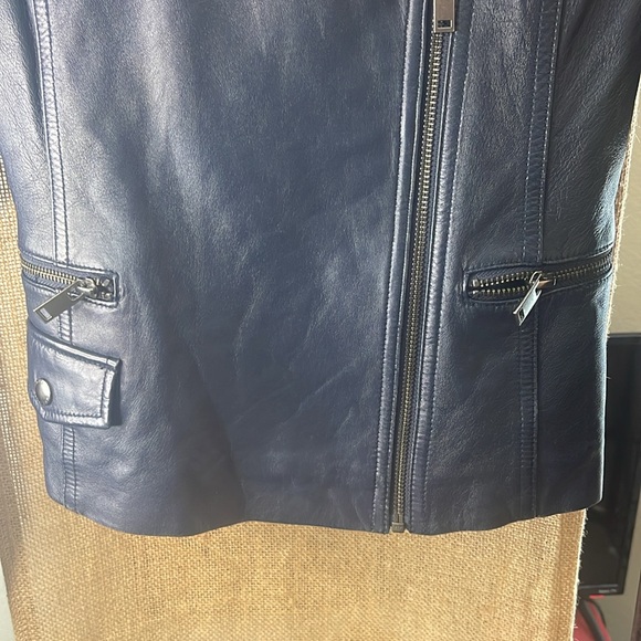 ‎Jacket - Picture 4 of 12